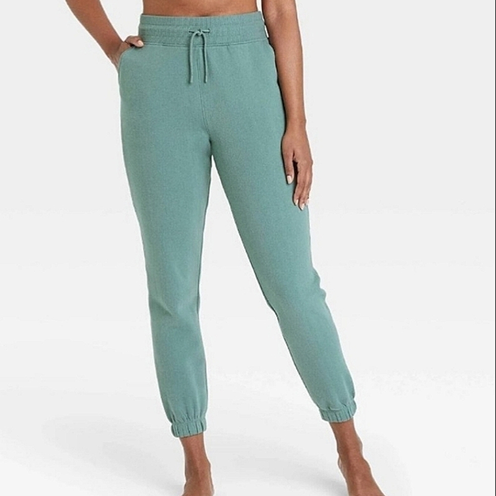 NWT All in Motion Women's Fleece Joggers in Jade, Size Large